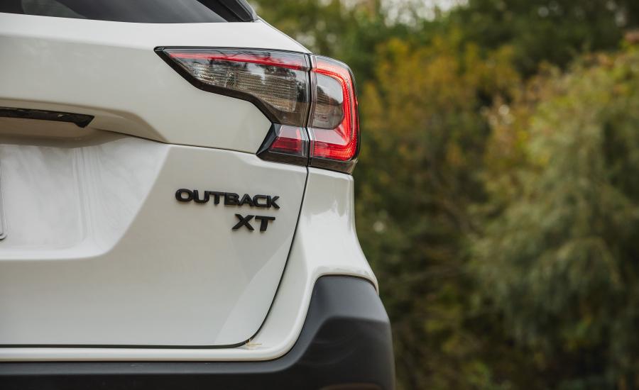 Детали экстерьера Subaru Outback Onyx Edition XT 2019 года  (NA) (фото 40 из 40)